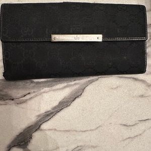 Gucci wallet